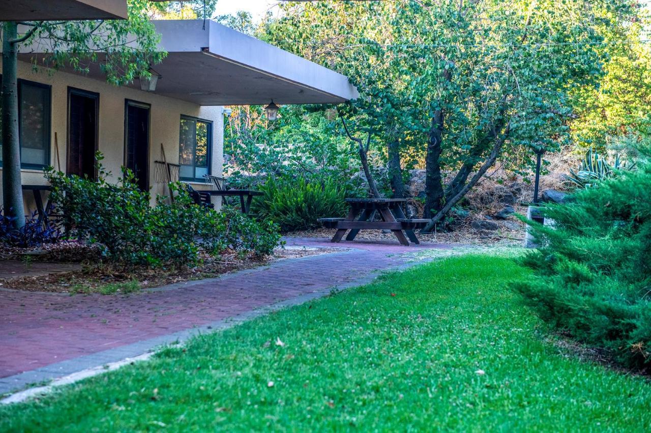 כפר הנופש קיבוץ גדות Kibbutz Gadot Galilean Resort 외부 사진